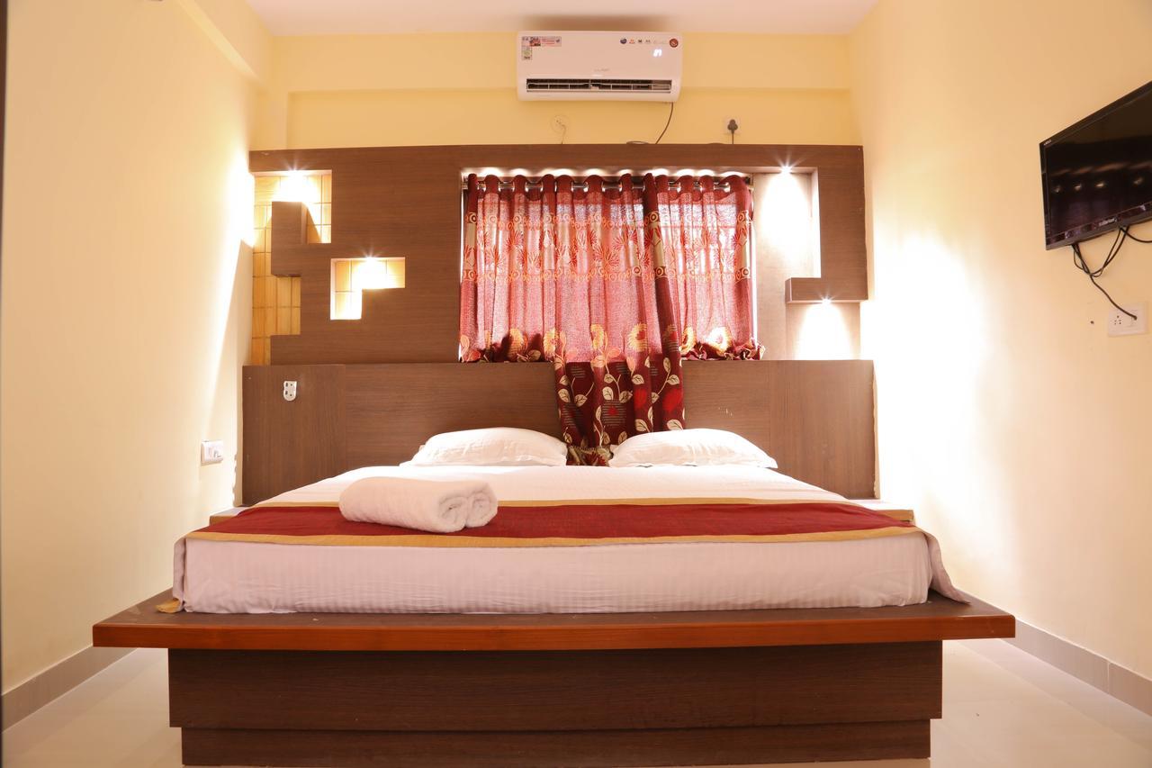 Golds Club & Resort Bayappanhalli Zewnętrze zdjęcie